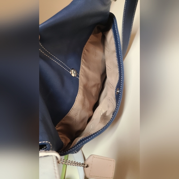 Coach Hampton Flap '06 | Navy & White Leather Crossbody | EUC - Picture 7 of 12